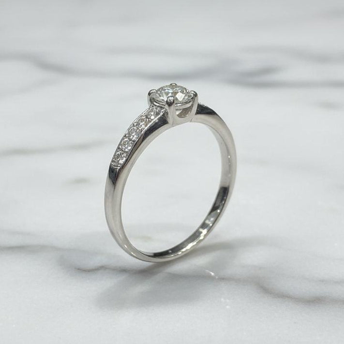 14K gold diamond ring 0.34 carat confident brilliance premium luxury elegant sparkle