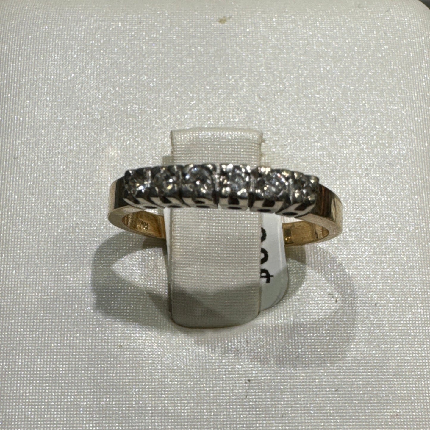 10K Gold Ring with 0.18CT Diamonds - Elegant Design