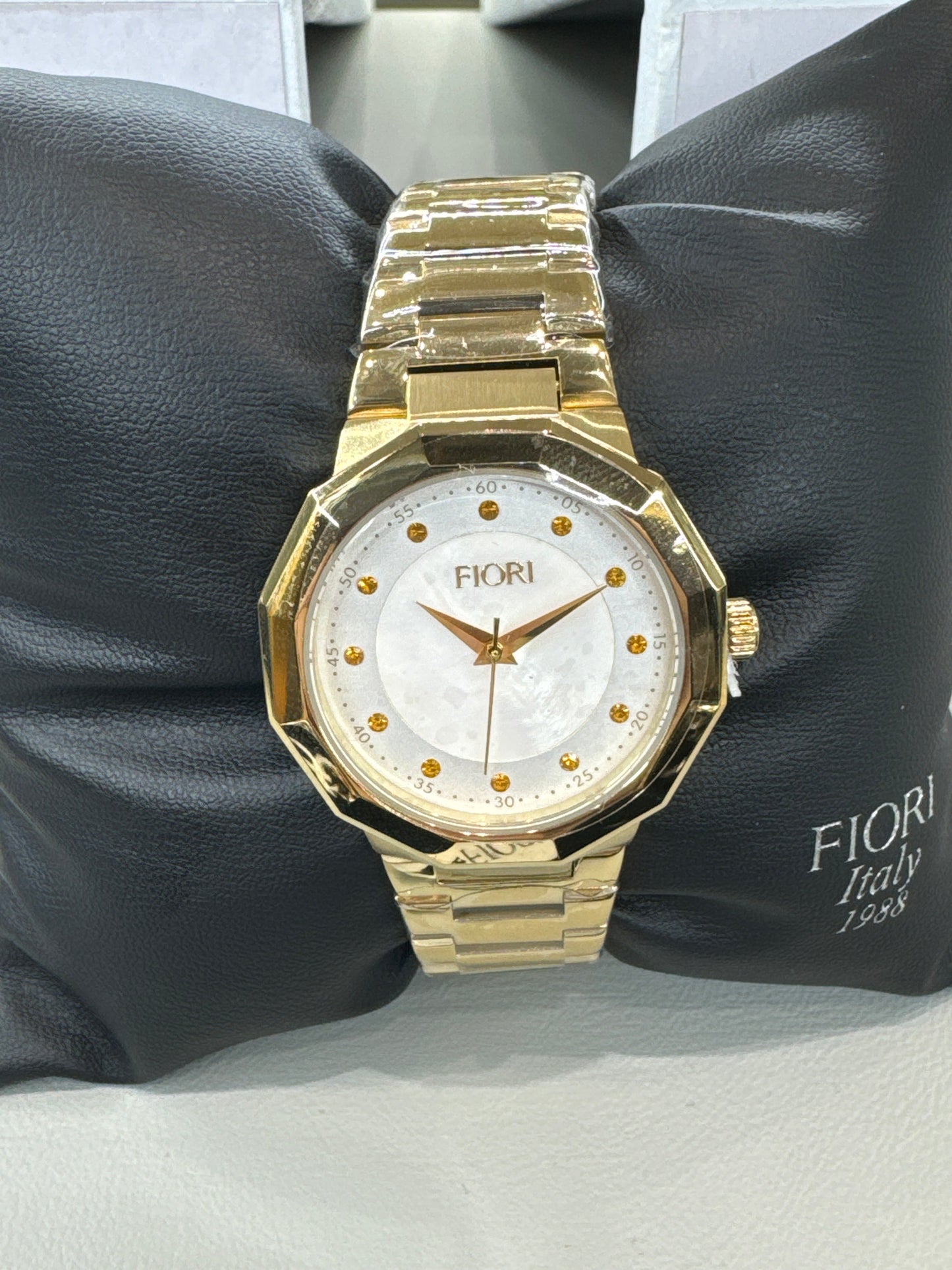 Fiori 3898 women's rose gold watch brushed polished finish sapphire crystal luxurious sparkling