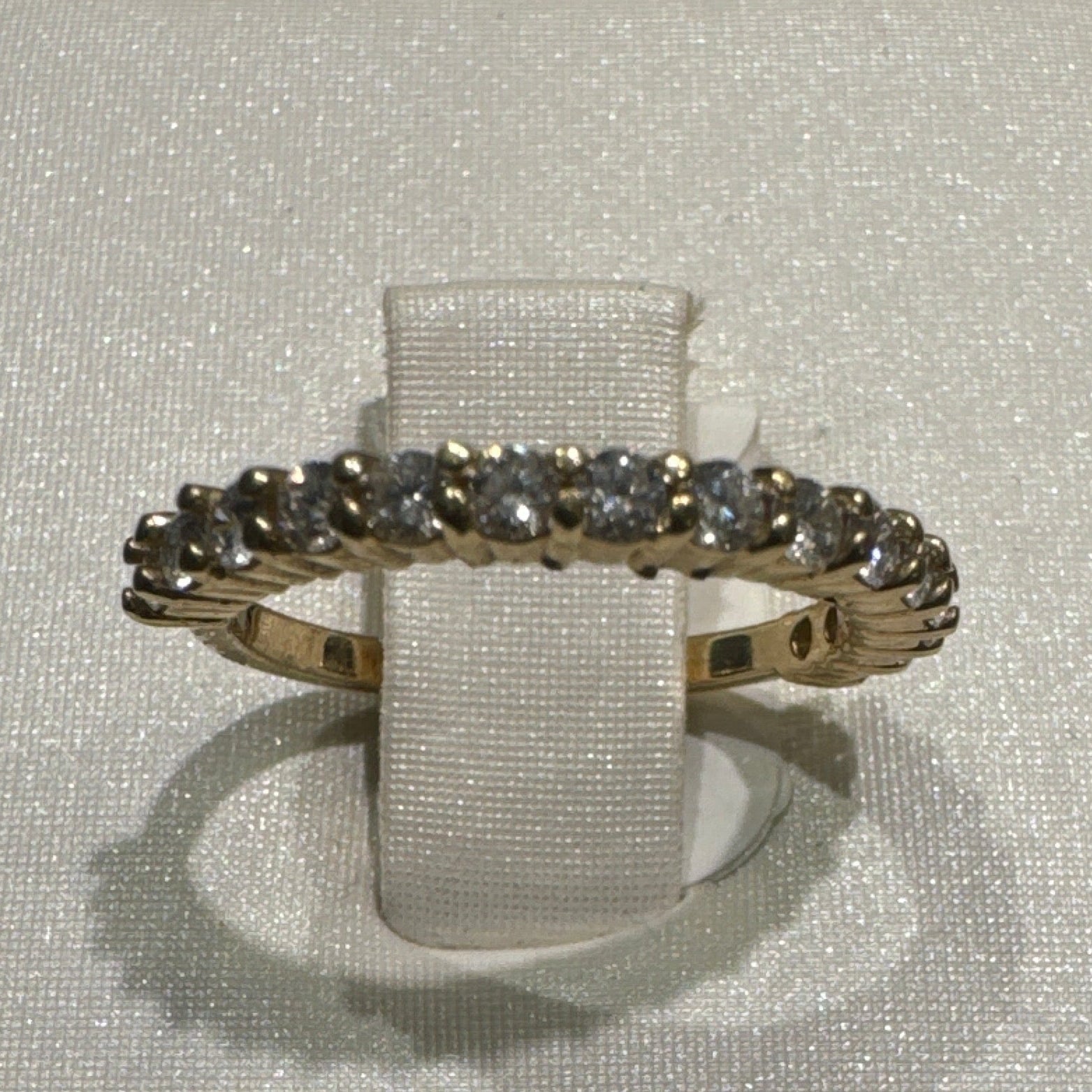 Gold Ring 10K 1.57g | Diamants.34CT Ring