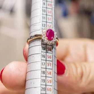 Ring Size Adjustment – Bijouterie Del Moral Jewelers