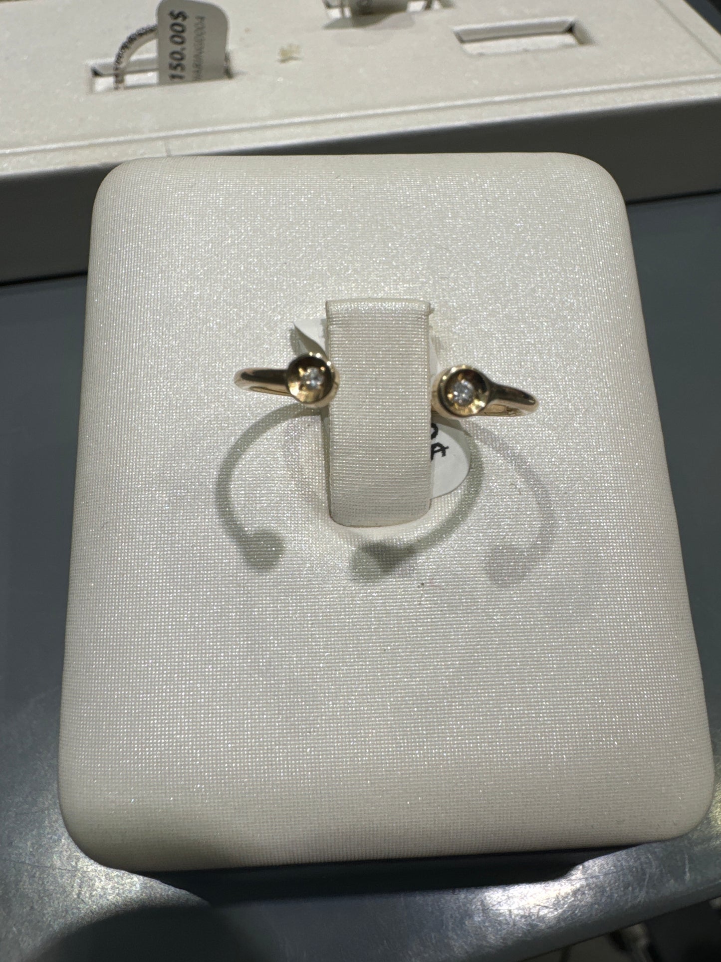 10K Yellow Gold Ring with 0.02CT Diamonds - 0.9g - Free Sizing