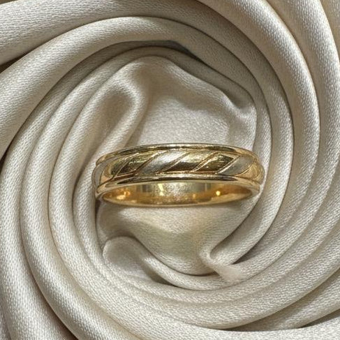 10K gold ring detail showing expert craftsmanship polished finish