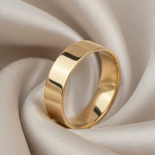 10K gold ring detail showing expert craftsmanship quality finish