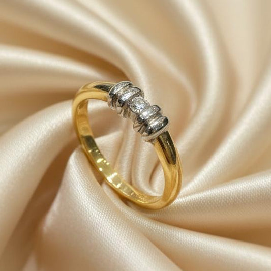 10K gold natural diamond ring detail showing natural diamond sparkle expert craftsmanship