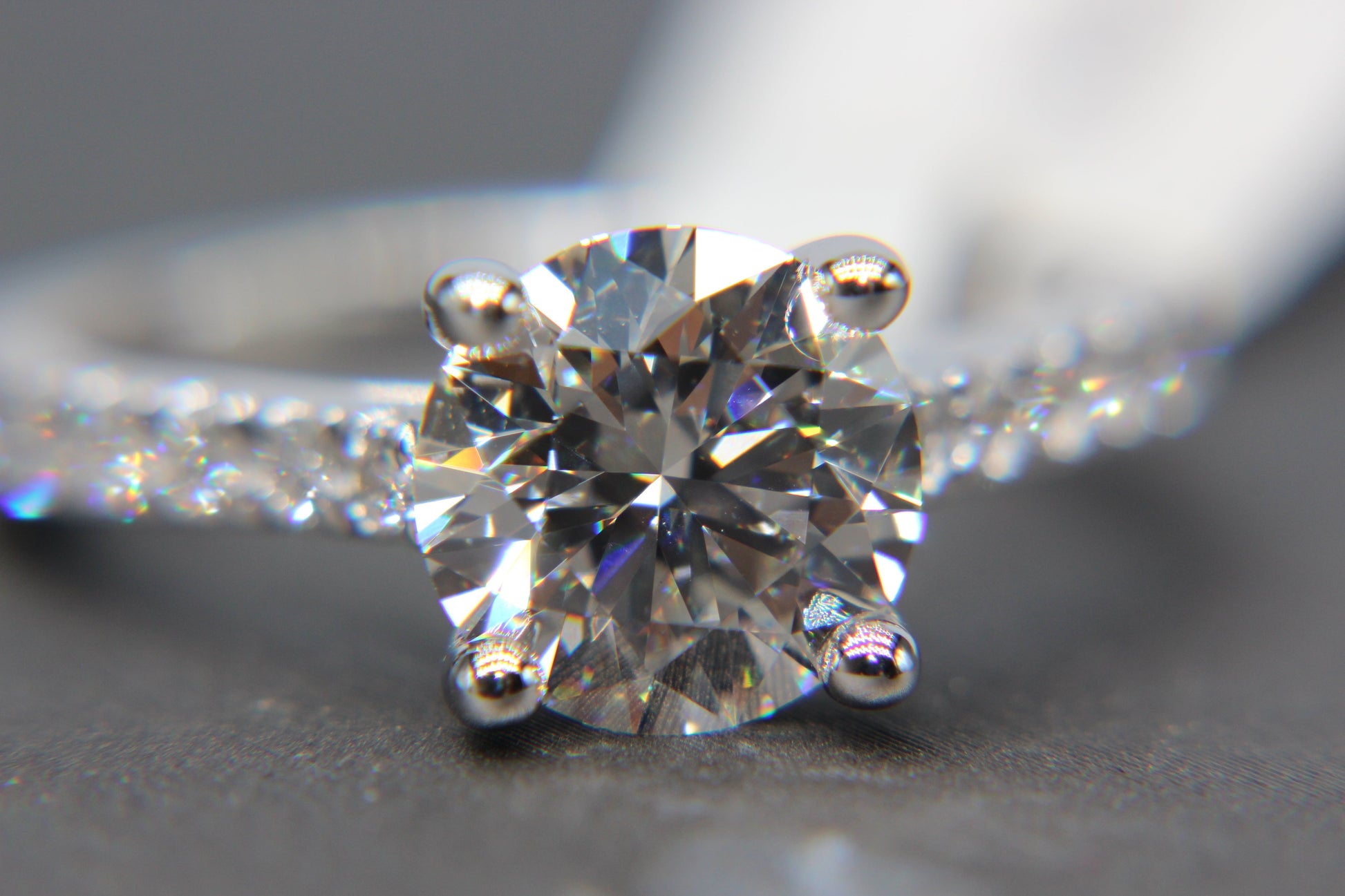 14K W Lab Diamond Ring 2.55CT