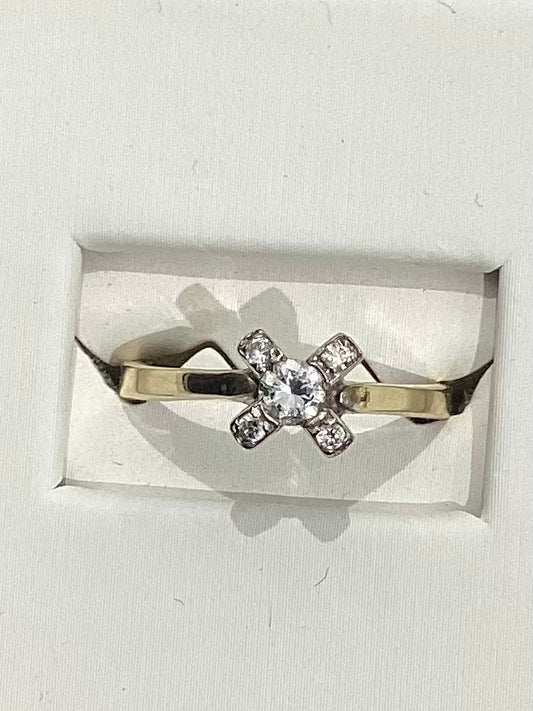10K Yellow Gold X-Shaped Ring with Zirconia - 2.85g - Free Sizing