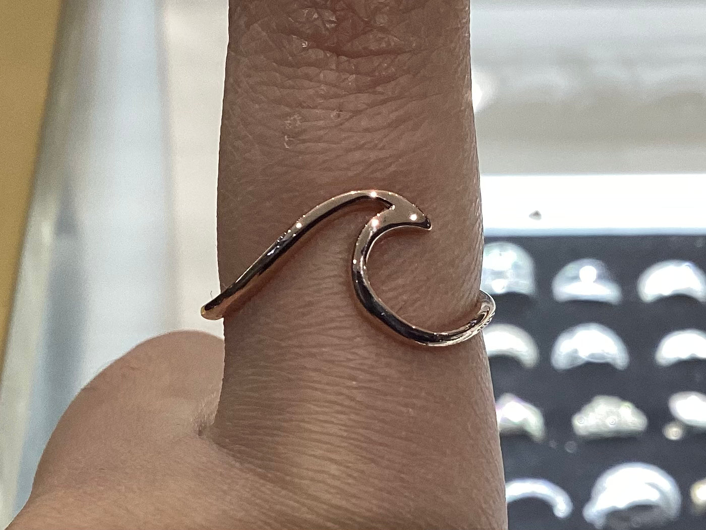 14K Rose Gold Wave Ring - 1.58g - Free Sizing