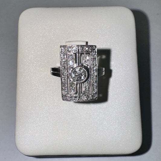 Bague en or blanc 14 carats avec diamants 0,35 ct + 0,32 ct