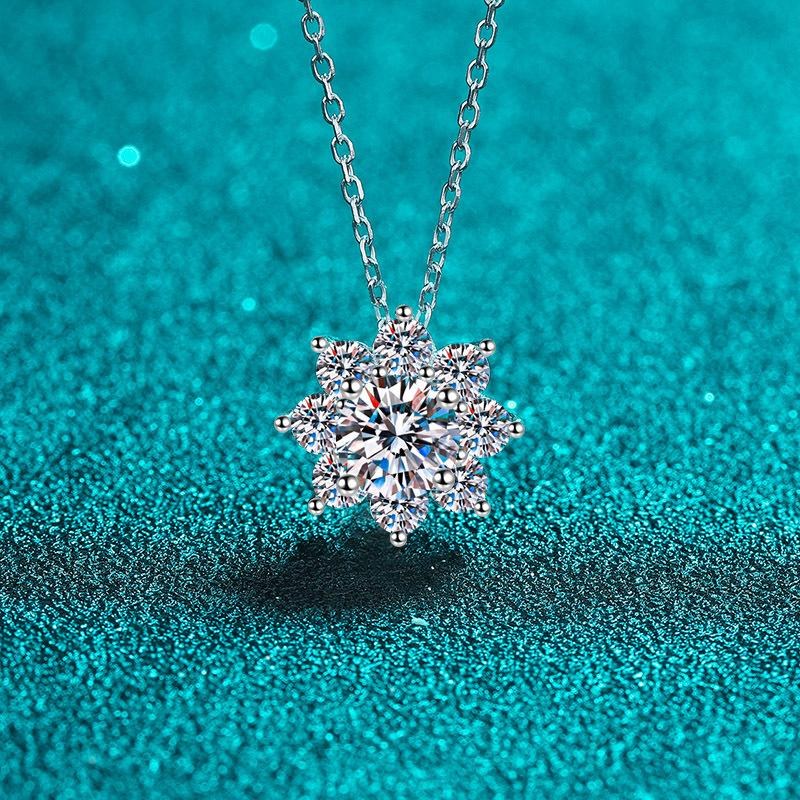 Moissanite Flower Pendant Necklace - 925 Sterling Silver (MJE1119)