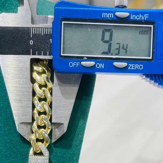 Monaco Yellow Gold Chain 10k / 26 inch / 9,34mm / 32.4 / Bijouterie Del Moral 2