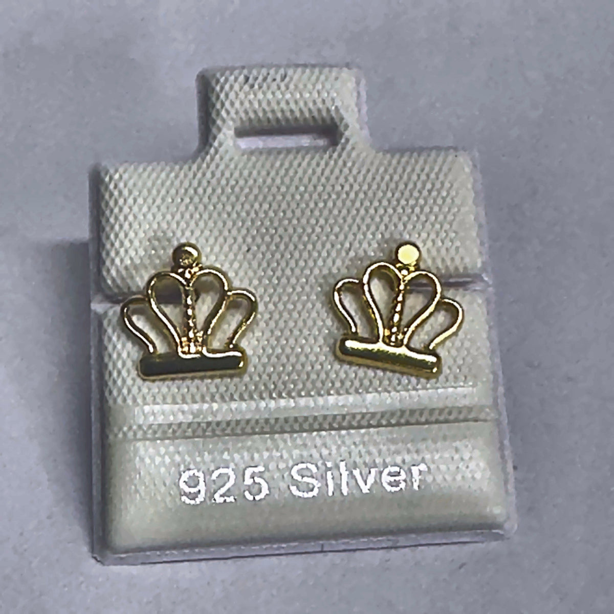 PL685 925 silver stud earrings, gold plated finish