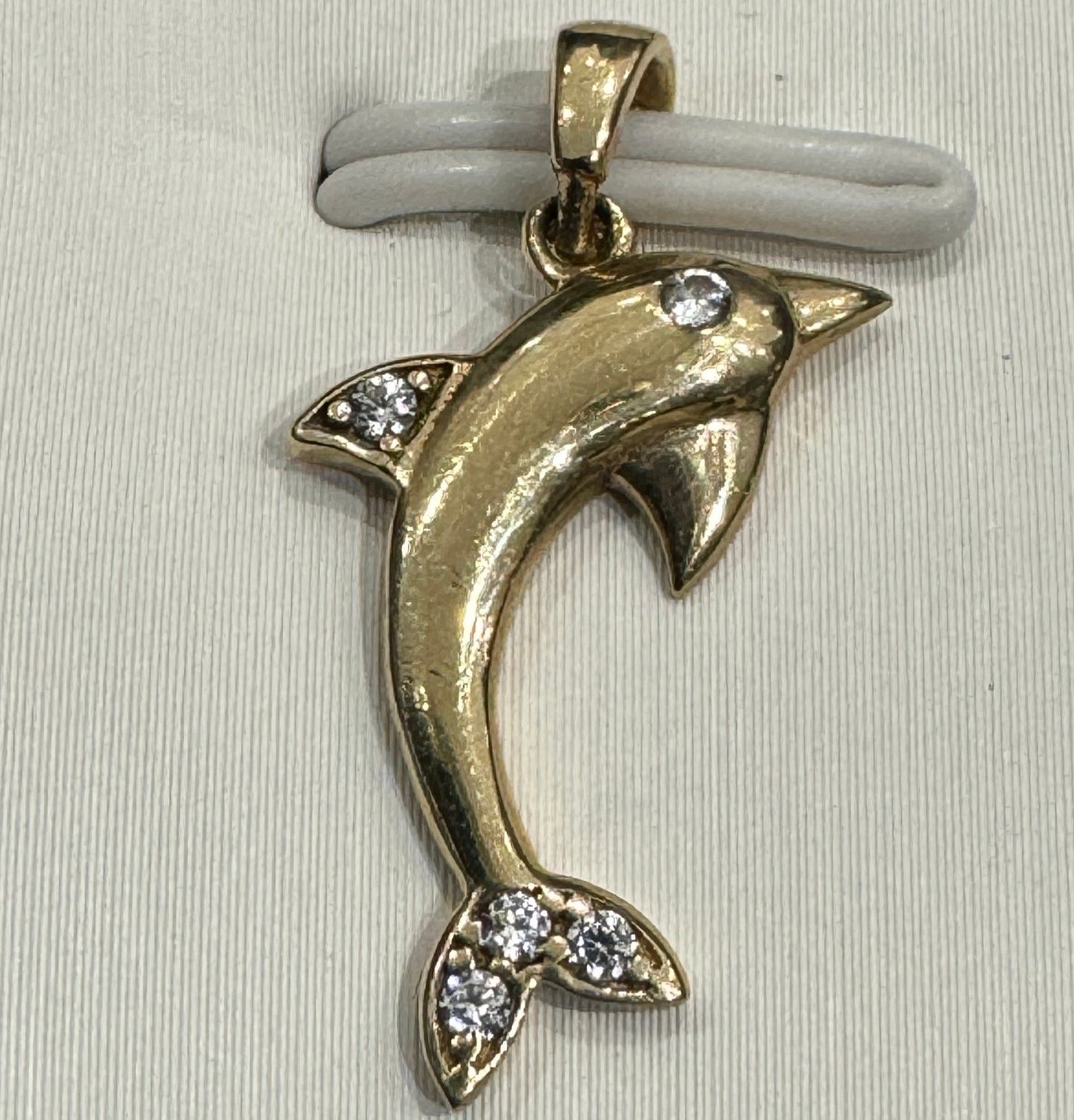 Pendant dolphin in gold 10K 1.08g + Zirconia