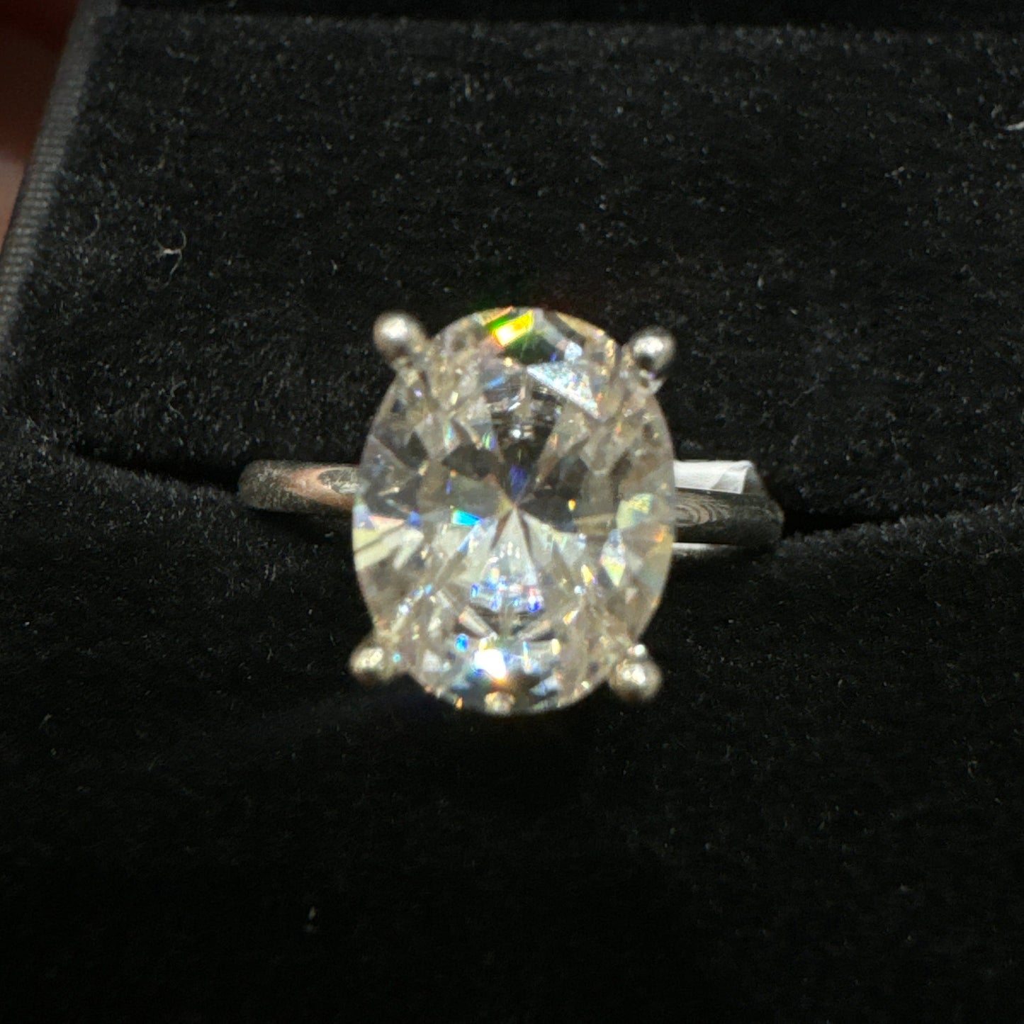 Silver Ring .925 Solitairy & Oval Moissanite