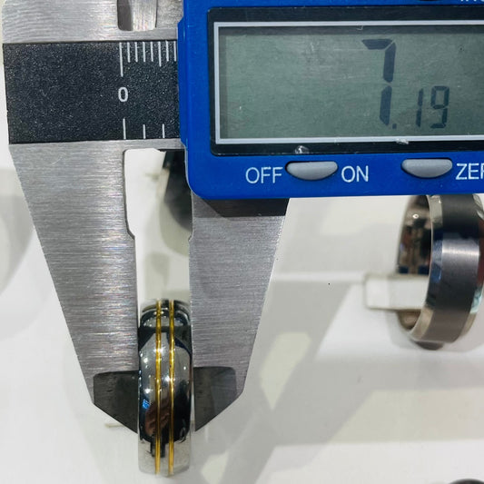 Tungsten & Gold debossed lines Ring