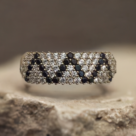 10K Y Gold Women Ring 2.82g