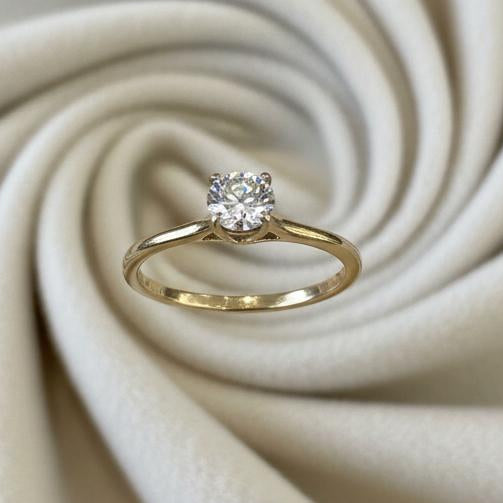 10K gold moissanite ring 0.46CT center stone exceptional brilliance superior fire
