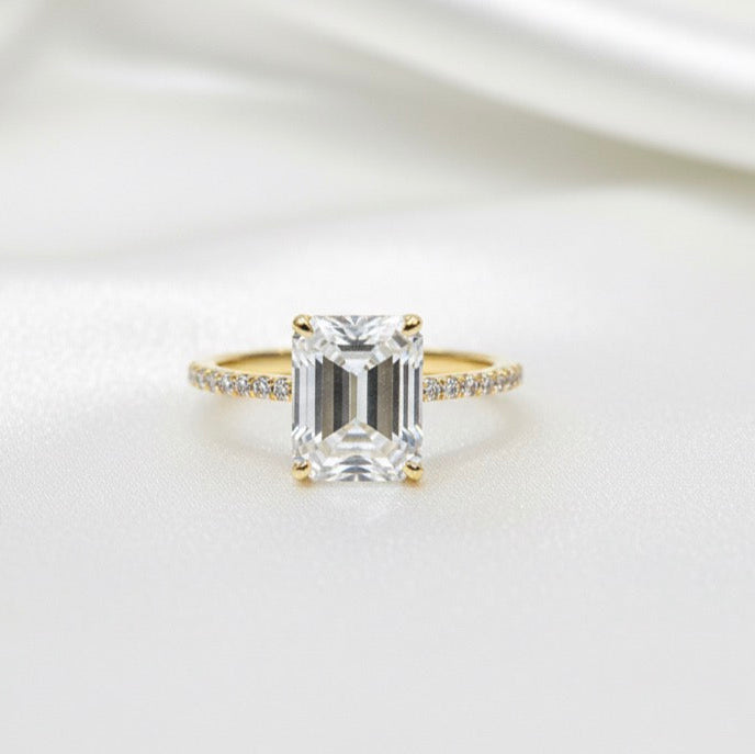 10K gold moissanite ring 2.62CT exceptional brilliance radiant sparkle
