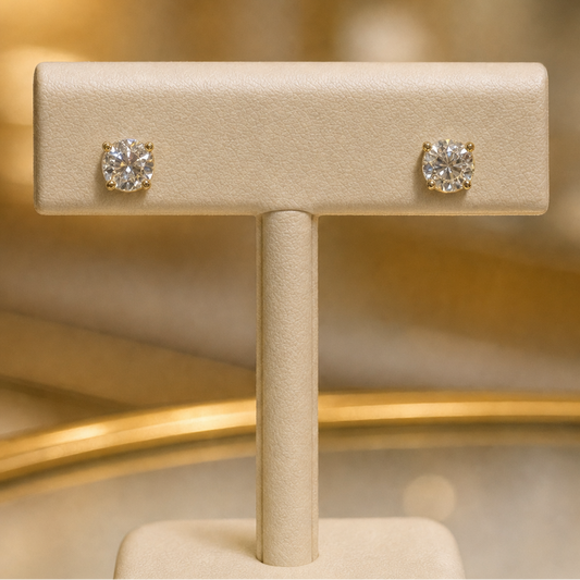 Gold 10K stud earrings 10100 2mm stones