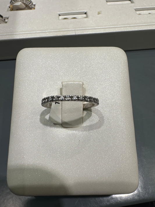 Bague en or Blanc 10K .13CT Diamante 1.67g