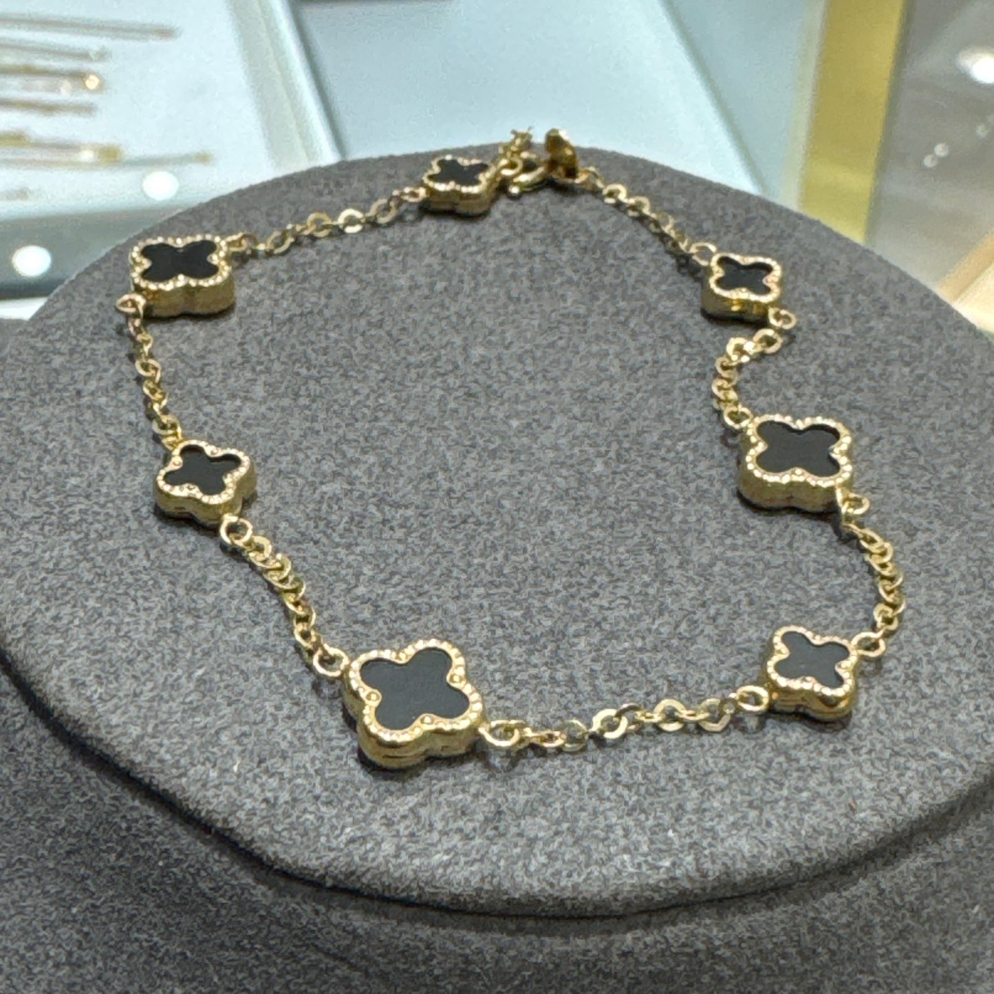 Bracelet Clover Or 10k & Onix Noir/ 4.12g / Ajustable 7.25’’ à 8’’ Bracelet