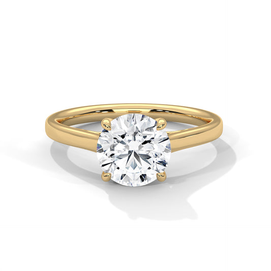 2 carat Classic Four-Prong Round Solitaire engagement ring in yellow gold - Bijouterie Del Moral