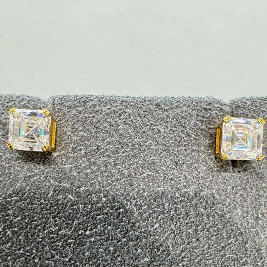 4mm square stud moissanite earrings sterling silver gold overlay modern princess cut delicate elegance
