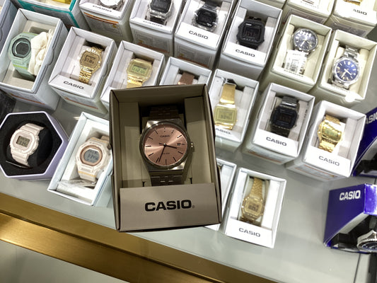Silver and pink casio watch MTP-B145