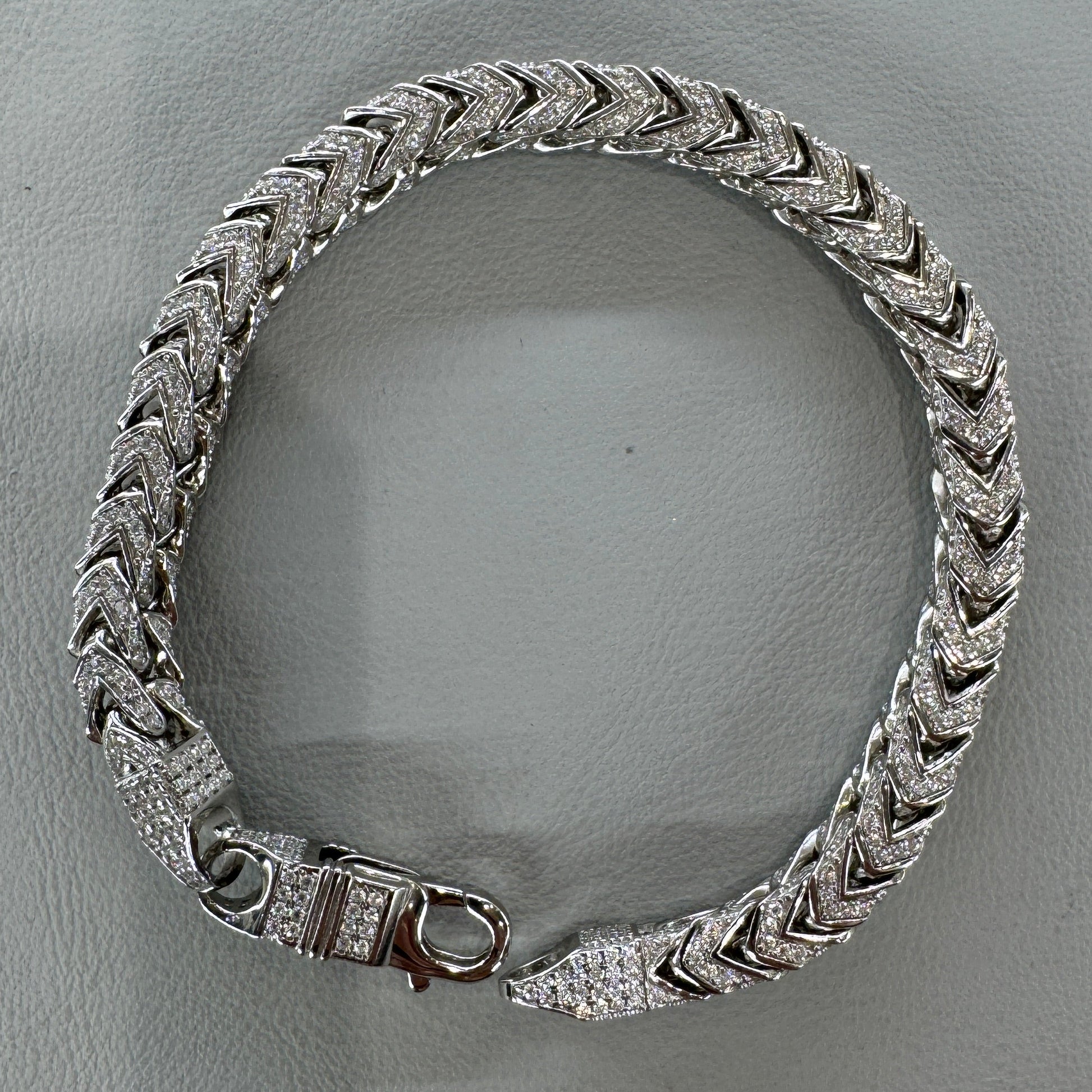 6mm Franco bracelet 8 inches close-up iced out moissanite sterling silver Model MJCN0436-6mm
