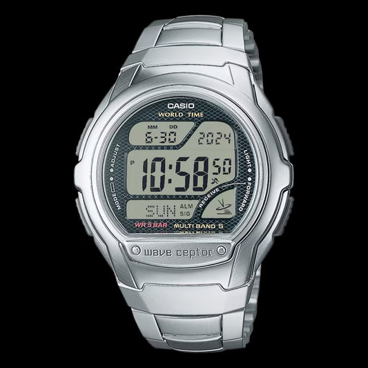 Montre numérique Casio WV-58DA-1AV en acier inoxydable argenté avec synchronisation atomique