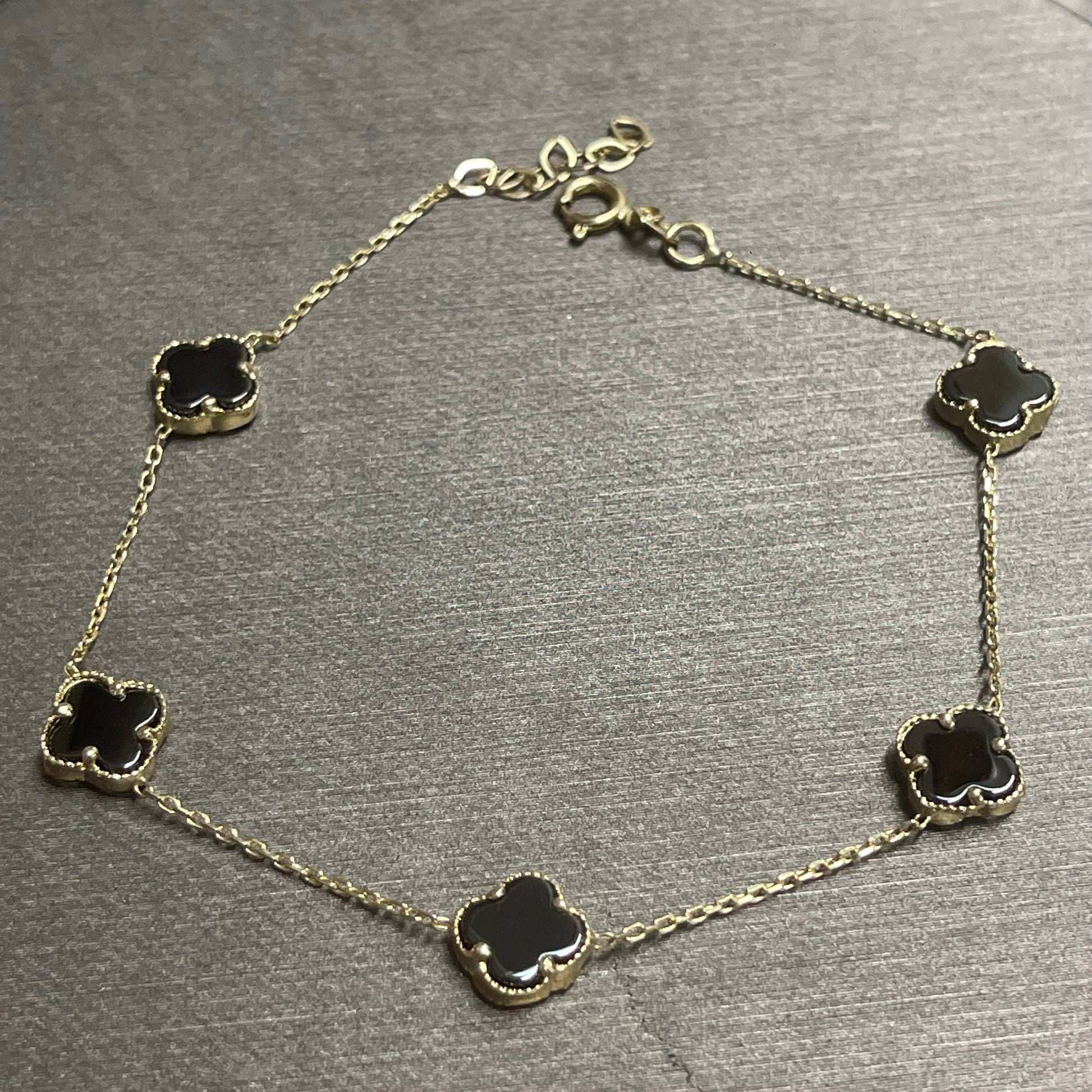Clover Black bracelet 10k Gold 3,3g Bracelet