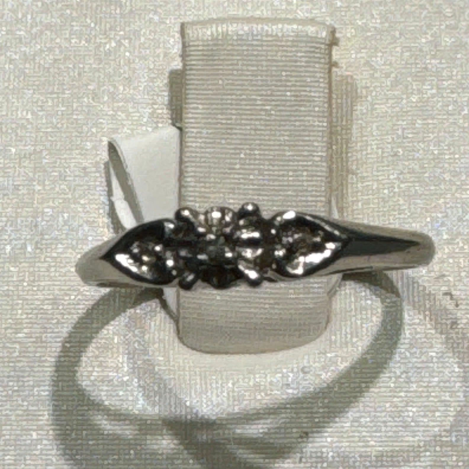 10K Gold Ring 0.03CT diamond Ring