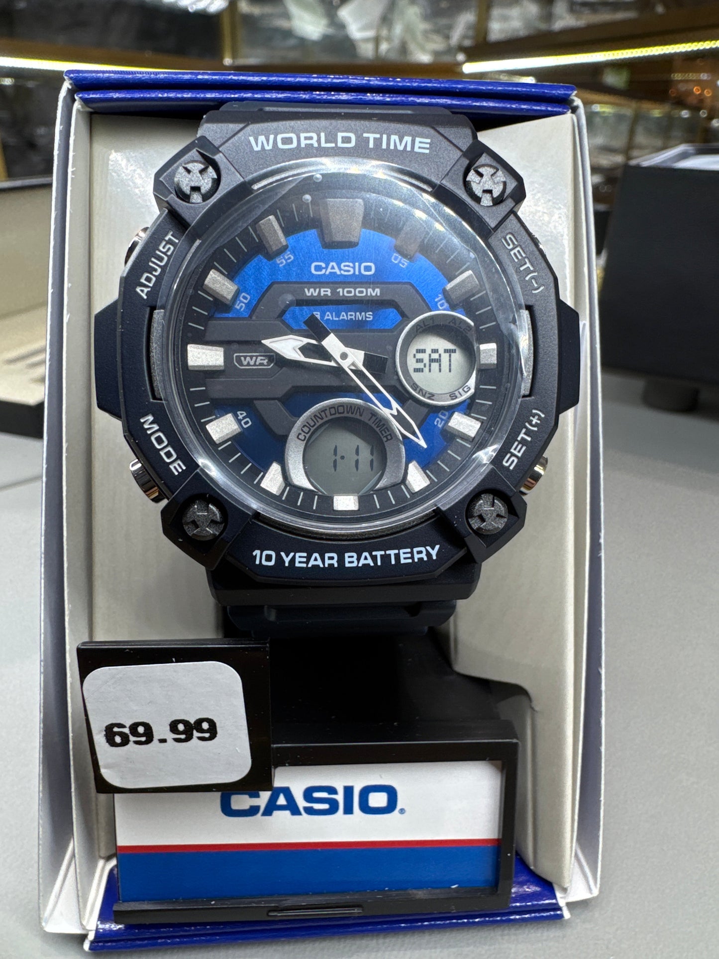 Casio aeq-120w-2avcf Montre
