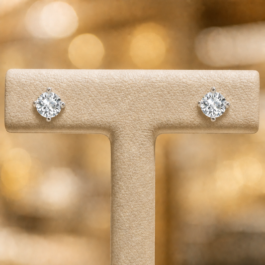 AI-enhanced product photo — Bijouterie Del Moral