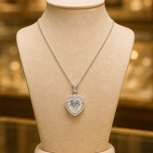 AI-enhanced product photo — Bijouterie Del Moral