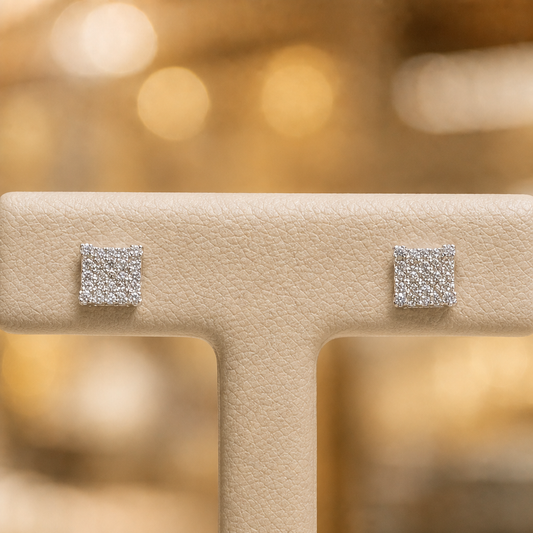 AI-enhanced product photo — Bijouterie Del Moral