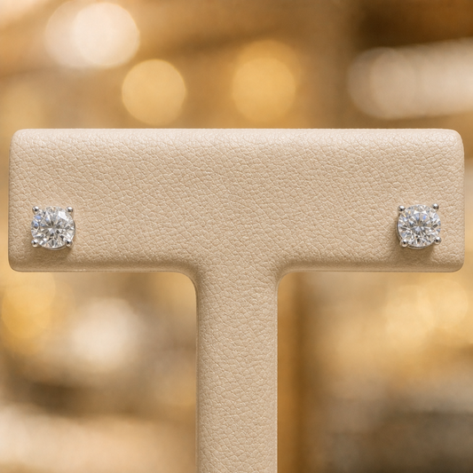 AI-enhanced product photo — Bijouterie Del Moral