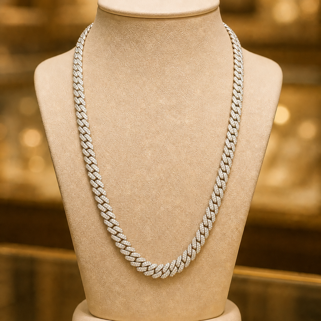 AI-enhanced product photo — Bijouterie Del Moral