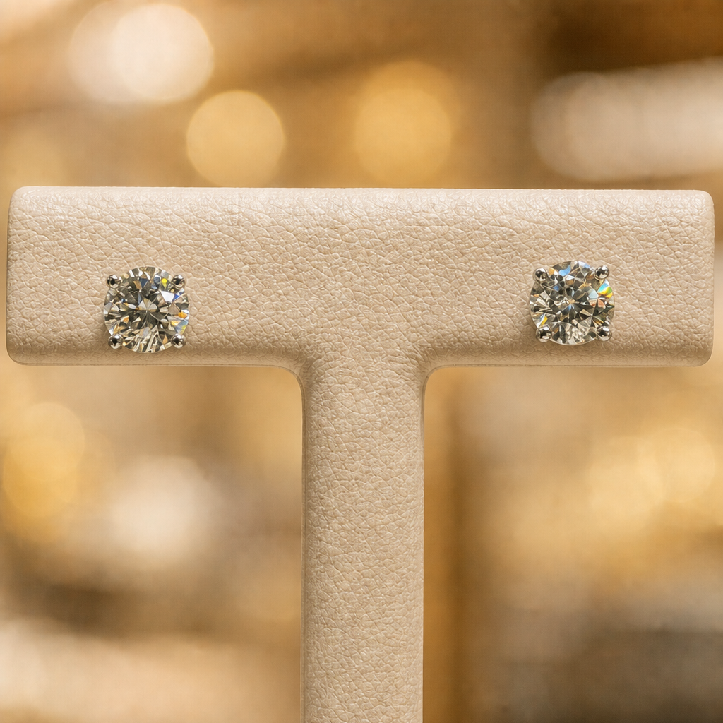 AI-enhanced product photo — Bijouterie Del Moral