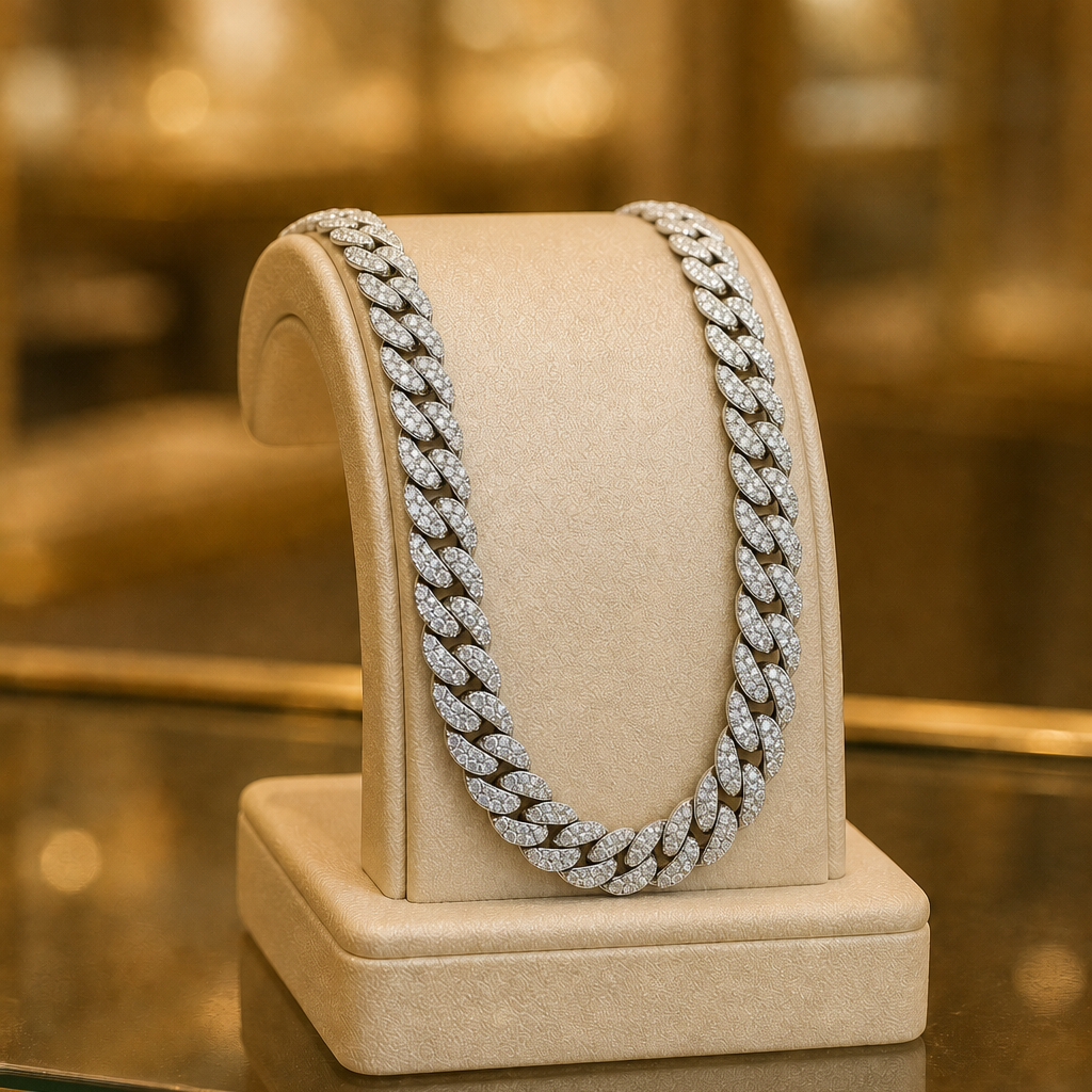 AI-enhanced product photo — Bijouterie Del Moral