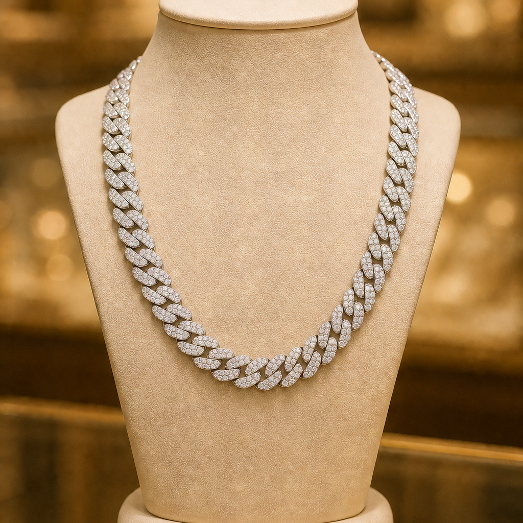 AI-enhanced product photo — Bijouterie Del Moral