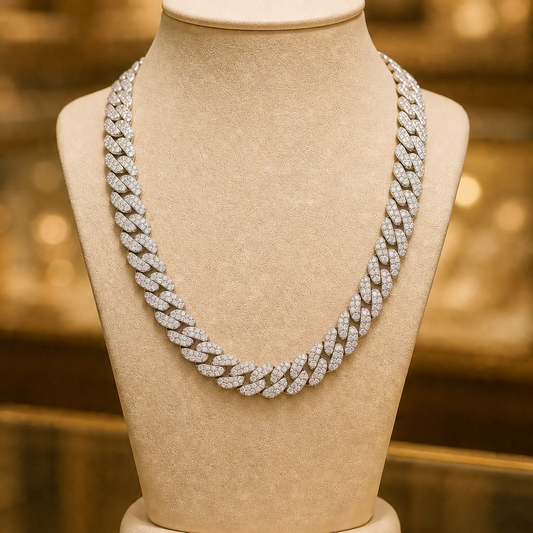 AI-enhanced product photo — Bijouterie Del Moral
