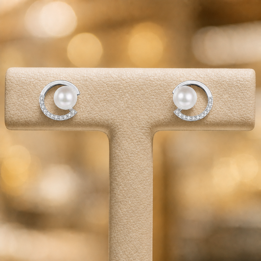 AI-enhanced product photo — Bijouterie Del Moral