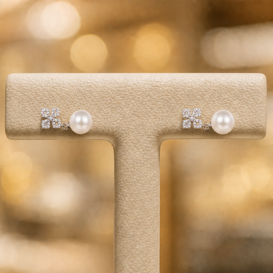 AI-enhanced product photo — Bijouterie Del Moral