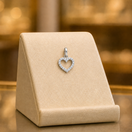 AI-enhanced product photo — Bijouterie Del Moral