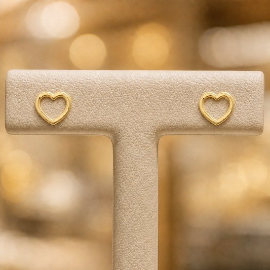 AI-enhanced product photo — Bijouterie Del Moral