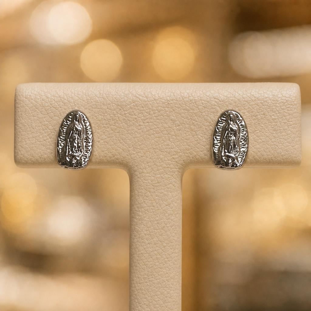 AI-enhanced product photo — Bijouterie Del Moral