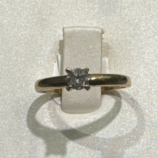 Bague en or 10K avec.25CT de diamants Gold rings