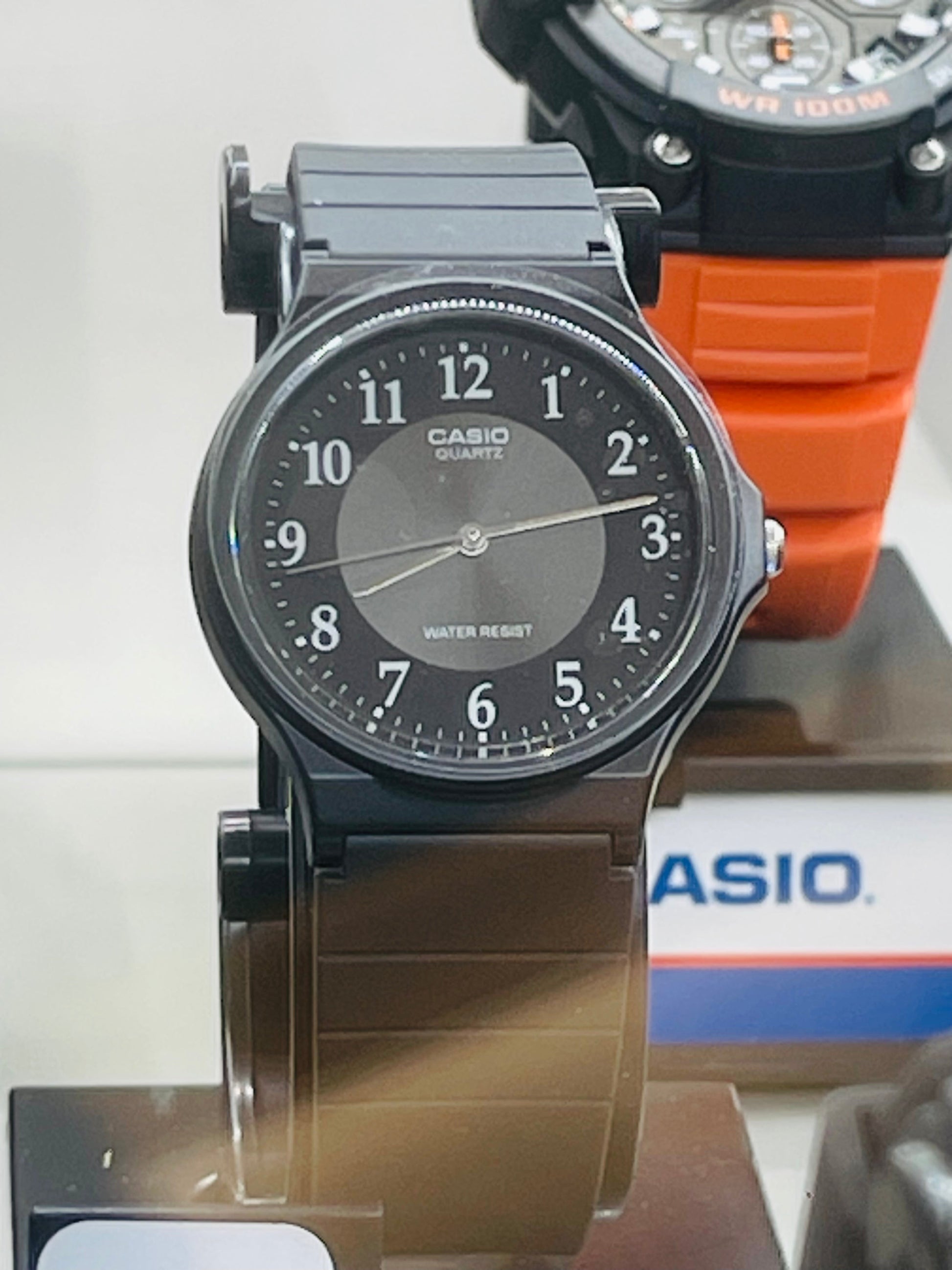 Casio mq24-1b3lcf / Bijouterie Del Moral / Brossard Qc. / Mail Champlain