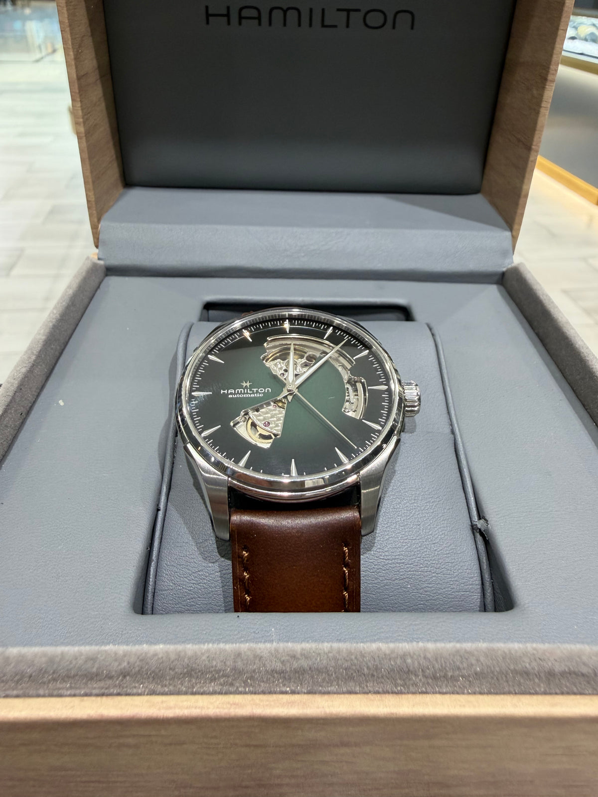 Automatic Hamilton Jazzmaster Open Heart Green Dial Leather Band Men's Watch pre owned.